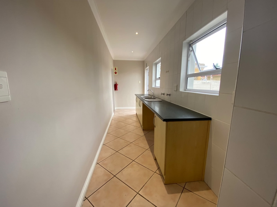 To Let 3 Bedroom Property for Rent in Parklands Western Cape